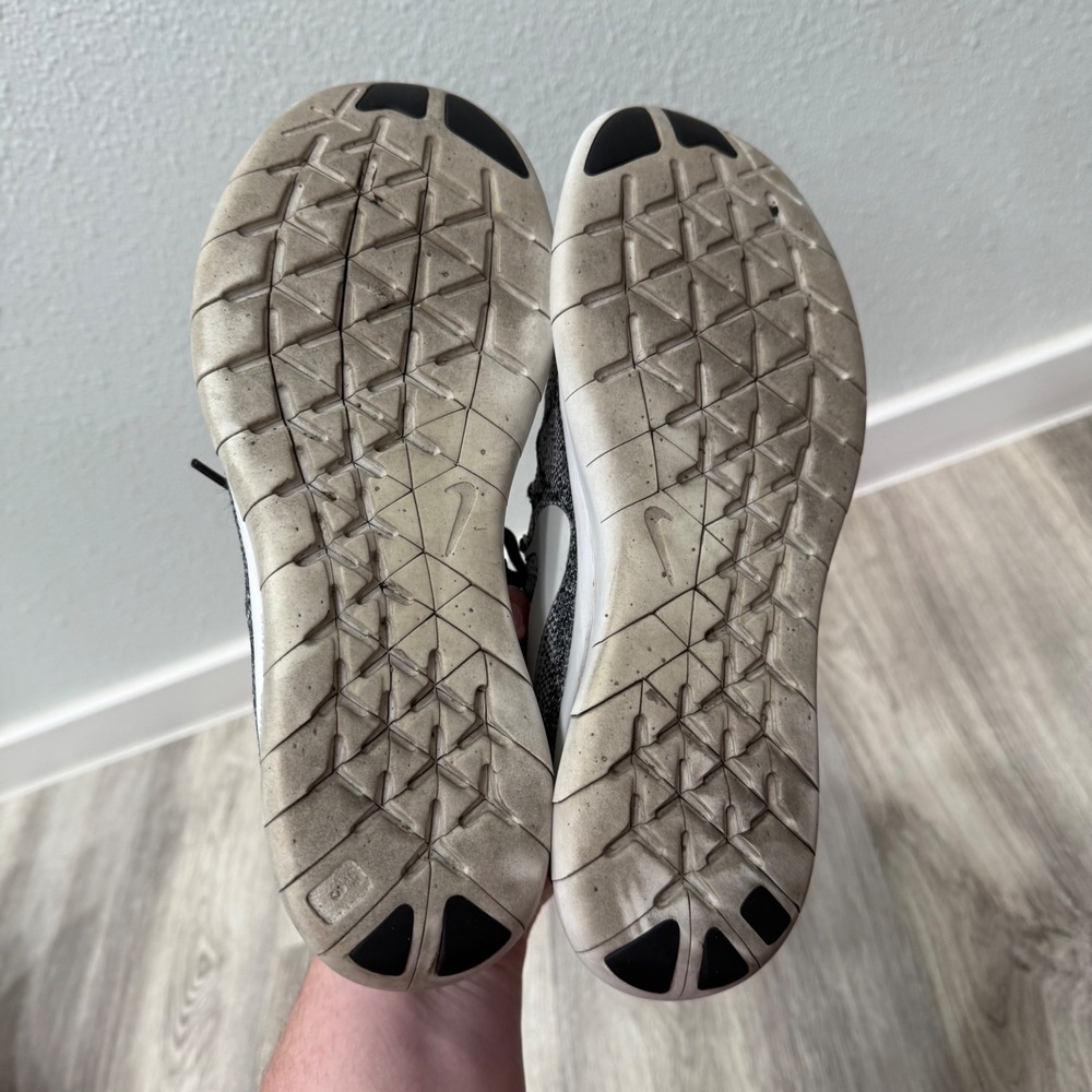 Nike Free RN 2017 Women's Running Shoes Gray White Sneakers Size 9 - Picture 5 of 8